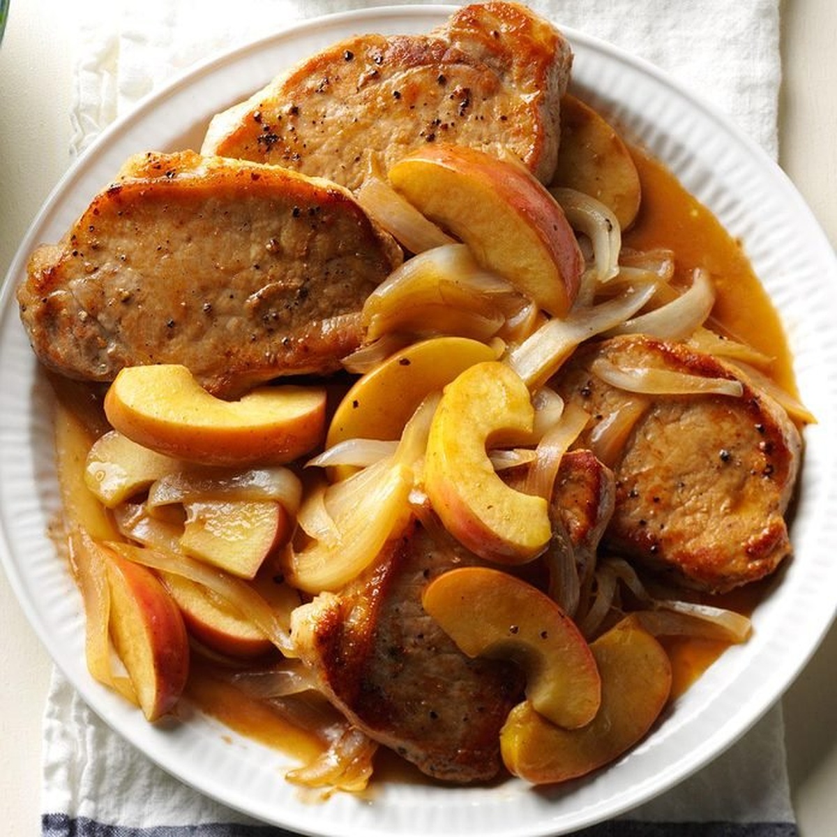 Apple Porkchops